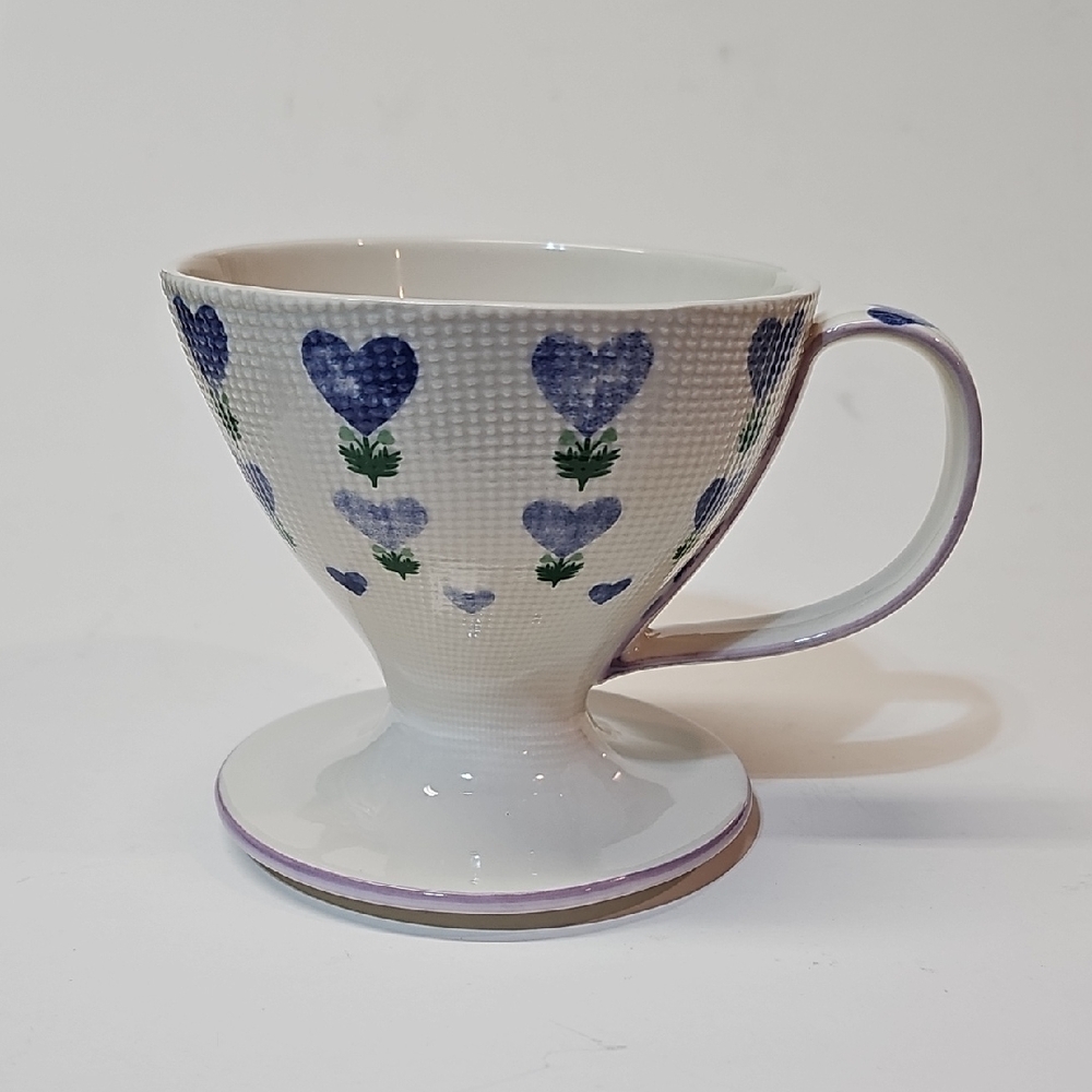 Anthropologie Annie Stoneware Heart Design Coffee Pourover Cup - Blue + Purple